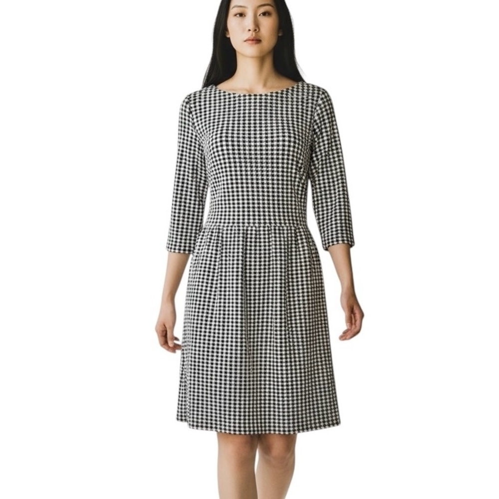 Ann Taylor Women’s Black White Stretch Fit & Flare Dress Size 2 EUC